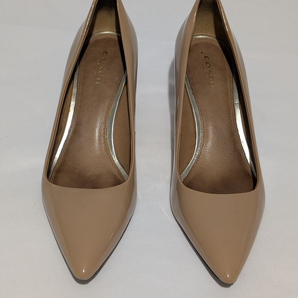 Coach Women's Beige Patent Leather Heels - Picture 3 of 8
